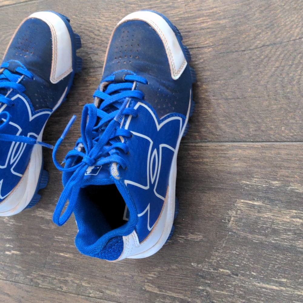 Under armor baseball cleats youth